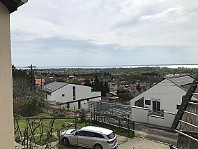 Vonyarcvashegyen Balatonra panorámás6 szobás  nyaraló eladó