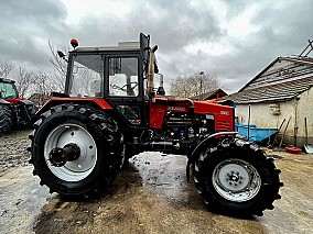 Belarus MTZ 1221.2 traktor