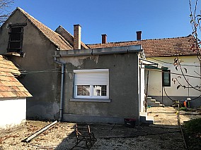 Hévízen 4..097 m2-es telken, 80 m2-es, 3 szobás, családi ház eladó