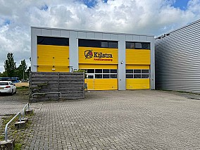 Bontott 225m2+225 m2 galériás mentőállomás eladó