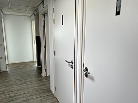 Bontott 225m2+225 m2 galériás mentőállomás eladó