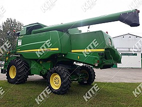 John Deere T670