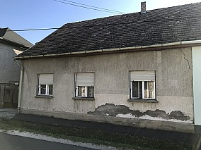 Keszthelyen 3 szobás családi ház eladó