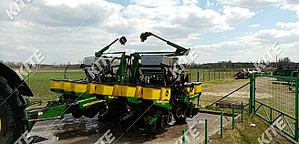 John Deere 1760