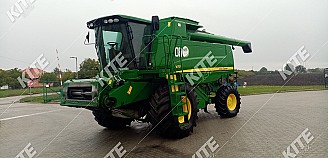 John Deere C670