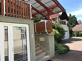 Hévízen 8 apartmanból álló családi ház eladó