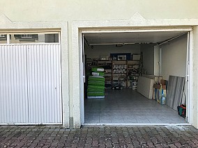 Hévízen 8 apartmanból álló családi ház eladó