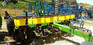 John Deere 1760