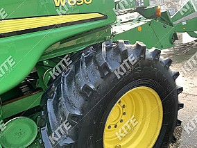 John Deere W650