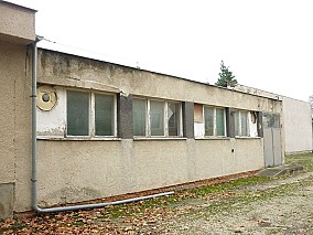 Keszthelyen 4.324 m2 összes beépítettségű telephely, fejlesztési terület eladó