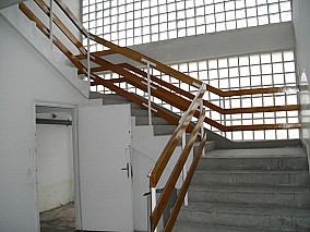Keszthelyen 4.324 m2 összes beépítettségű telephely, fejlesztési terület eladó