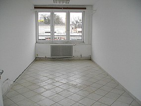 Keszthelyen 4.324 m2 összes beépítettségű telephely, fejlesztési terület eladó