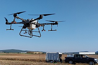 DJI Agras T30 permetező drón szett + drónos platform