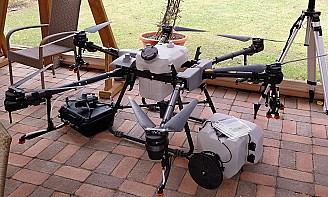 DJI Agras T30 permetező drón szett + drónos platform