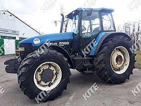 New Holland 8560