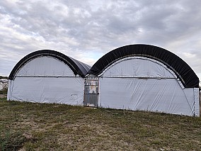 300 m2-es szigetelt fóliasátor Zákányszéken