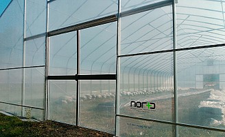 Új, gyári csomagolásban eladó egy 10x25m-es függőleges oldalú, gótikus alakú fóliaház.