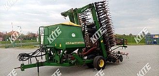 John Deere 740A