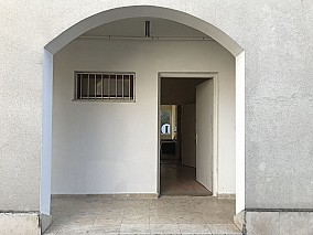 Keszthelyen a belvárosban 44 m2-es üzlet eladó