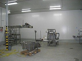 Zalaegerszegen élelmiszergyártó üzem-hűtőház eladó