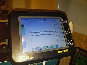 Teejet Aeros 9040 sorvezető és ISOBUS monitor