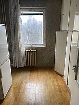 Keszthelyen 61 m2-es, második emeleti, 2 szobás lakás eladó