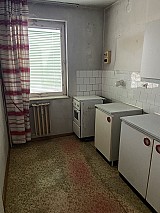 Keszthelyen 61 m2-es, második emeleti, 2 szobás lakás eladó