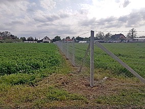 Kerítés építés, kivitelezés! Drótháló, drótfonat, vadháló, oszlop, kapu