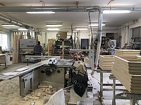 Keszthelyen 300 m2-es, működő asztalos üzem eladó