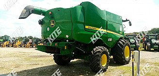 John Deere S670i