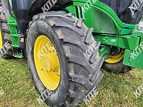 John Deere 6175M