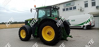 John Deere 6210R