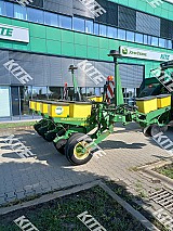 John Deere 1760