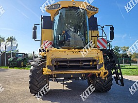 New Holland CSX 7080