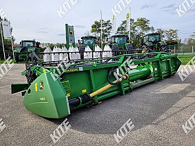 John Deere 622R