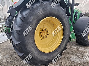 John Deere 7430