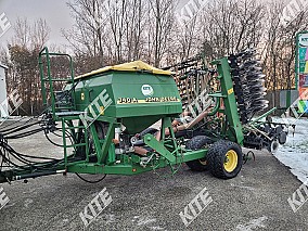 John Deere 740A