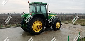 John Deere 7810