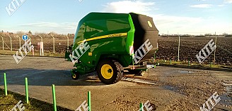 John Deere V451R