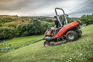 SECO Goliath 4WD 26L magasgazvágó fűnyíró traktor