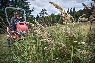 SECO Goliath 4WD 26L magasgazvágó fűnyíró traktor