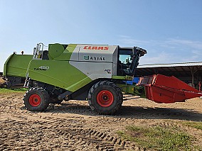 Claas Tucano 450