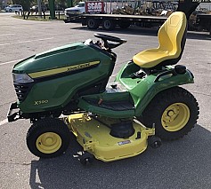 John Deere X 590